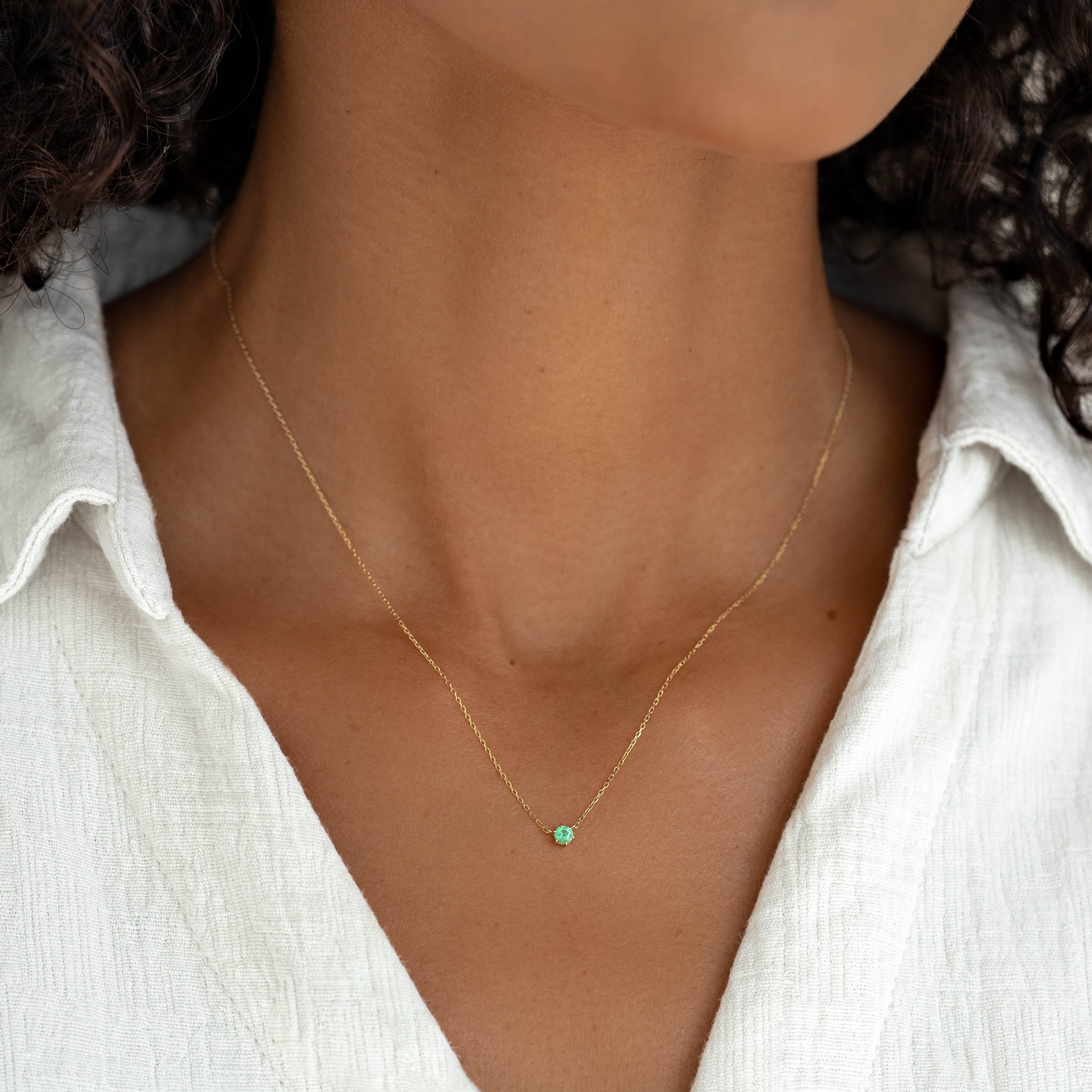 14K Gold Emerald Pendant Necklace