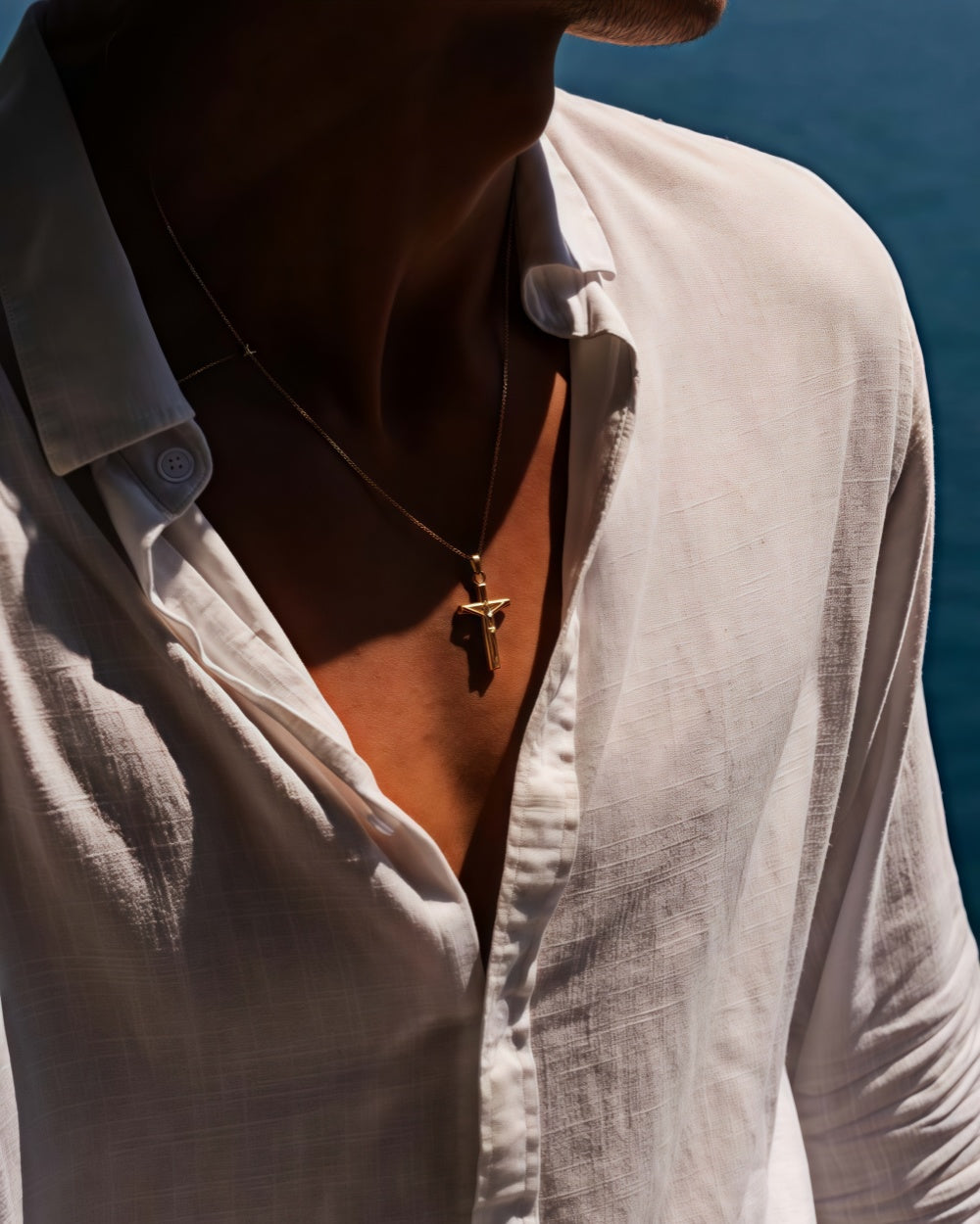 14K Gold Antique Cross Pendant Necklace