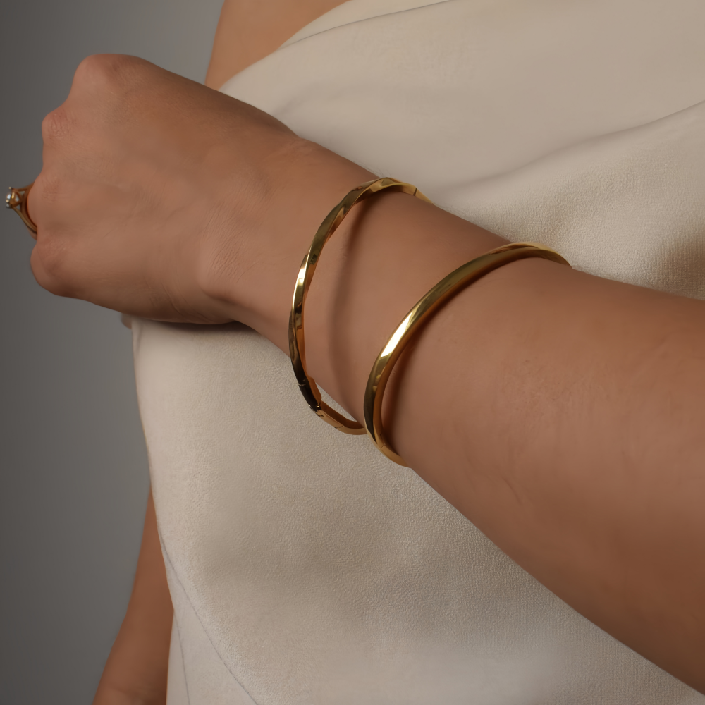 14K Gold Twisted Bangle