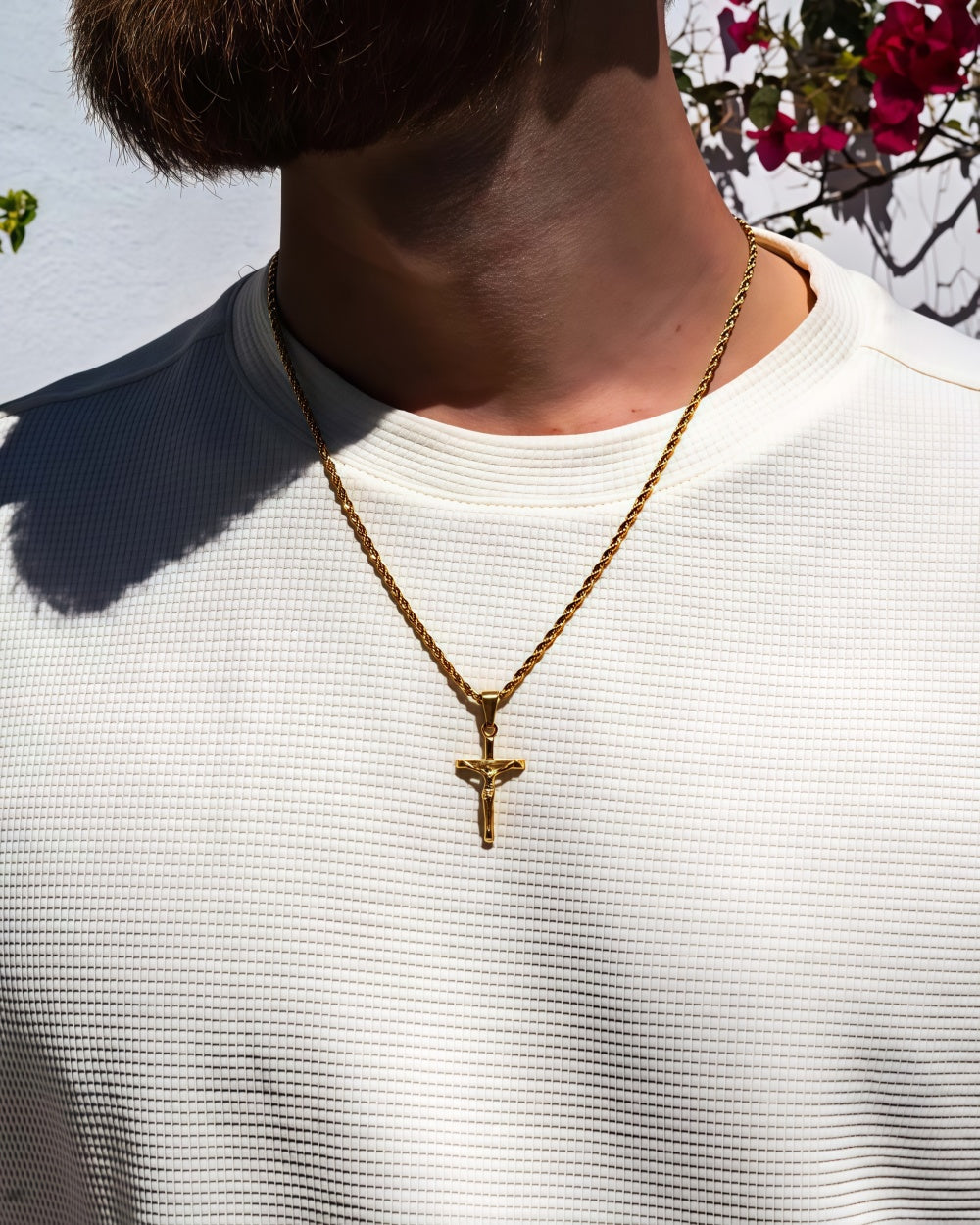 14K Gold Antique Cross Pendant Necklace