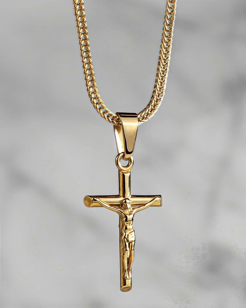 14K Gold Antique Cross Pendant Necklace